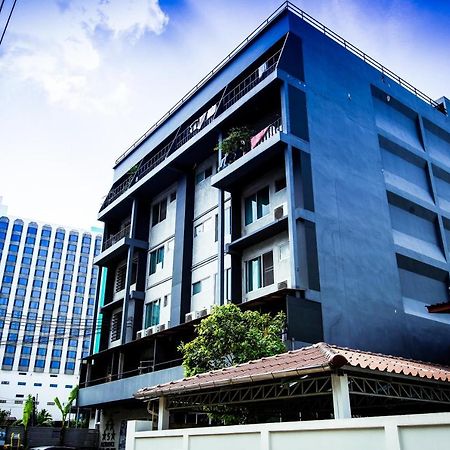 Hostel Five Stars Ratchada 19 Bangkok Zewnętrze zdjęcie