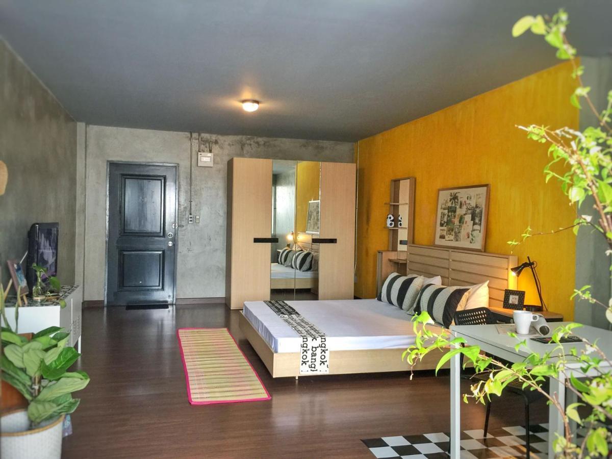 Hostel Five Stars Ratchada 19 Bangkok Zewnętrze zdjęcie