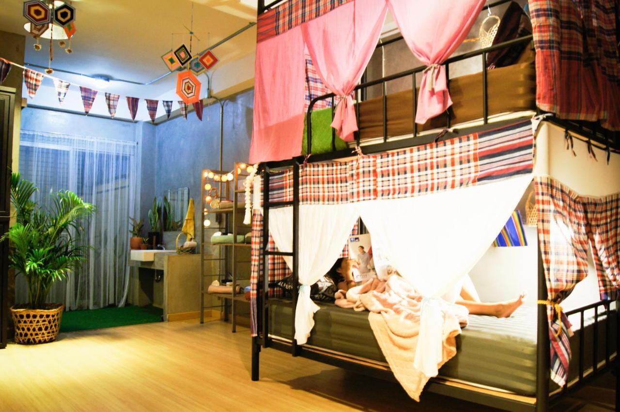 Hostel Five Stars Ratchada 19 Bangkok Zewnętrze zdjęcie