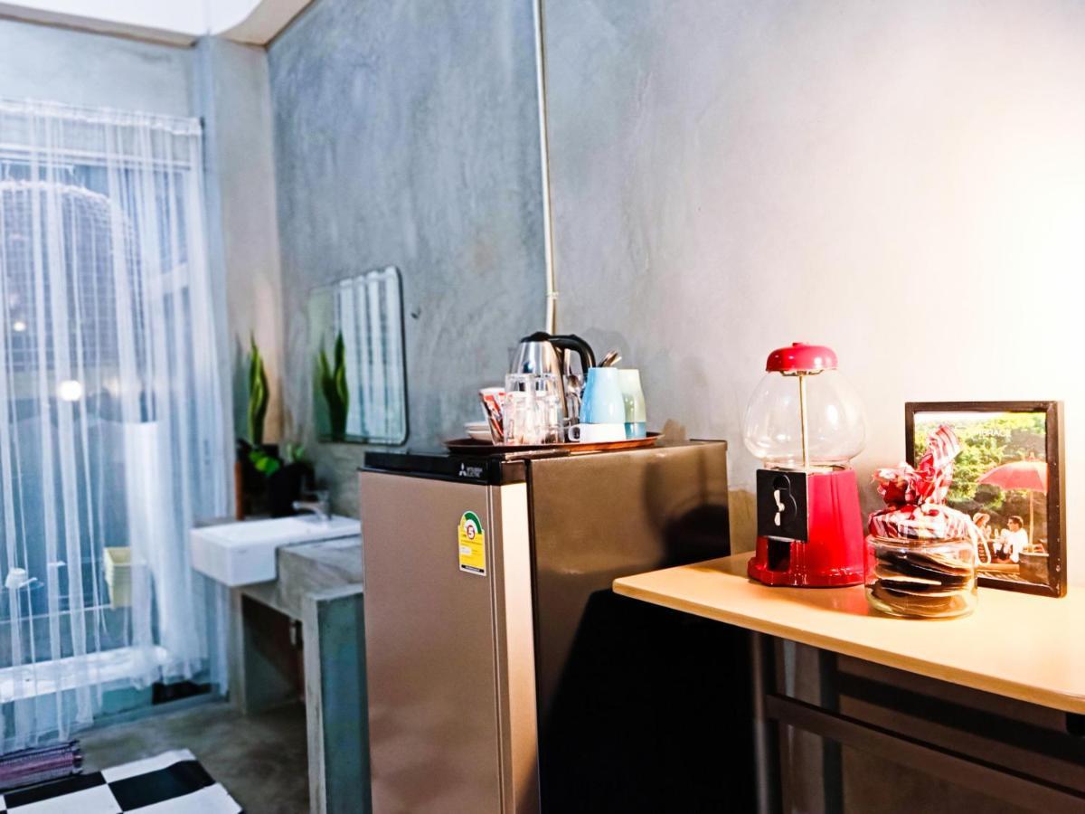 Hostel Five Stars Ratchada 19 Bangkok Zewnętrze zdjęcie