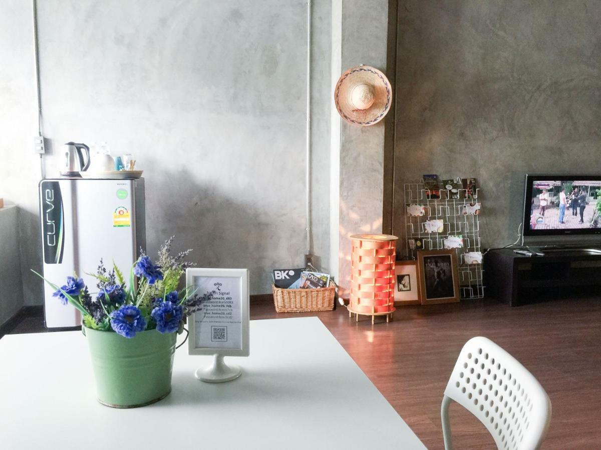 Hostel Five Stars Ratchada 19 Bangkok Zewnętrze zdjęcie
